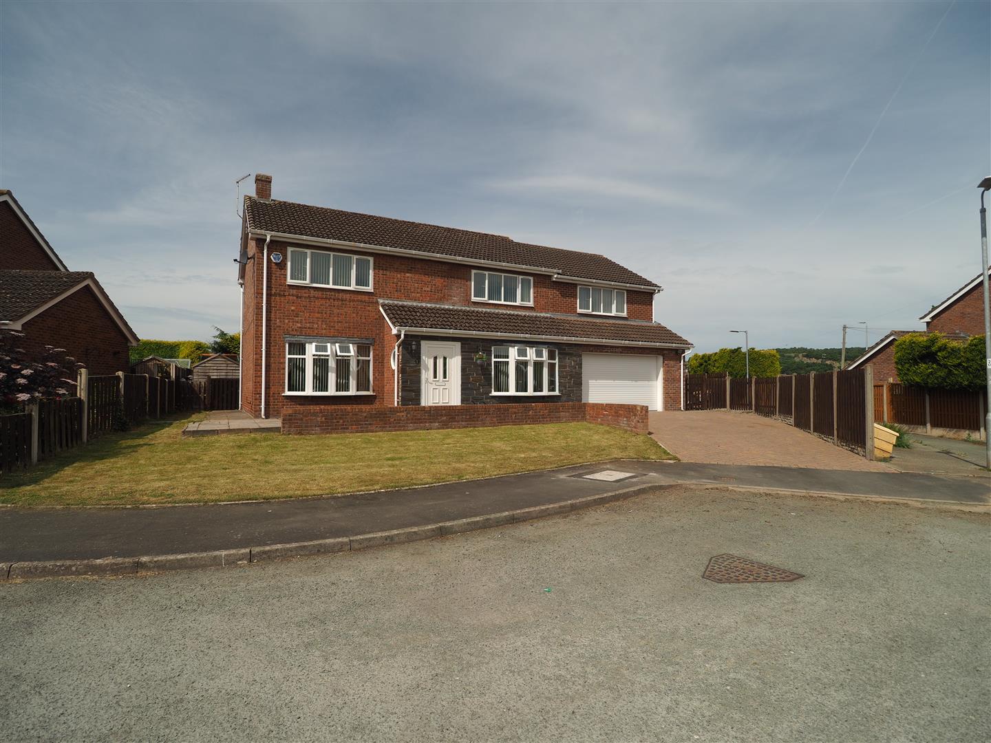 Properties for Sale Jones Peckover